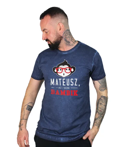 Koszulka męska vintage z krótkim rękawem w kolorze granatowym z na drukiem Ale z Ciebie Bambik